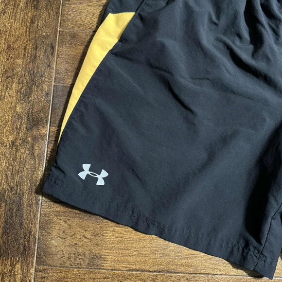 Mens Under Armour swimming trunks XL Black & Yellow - Picture 8 of 11